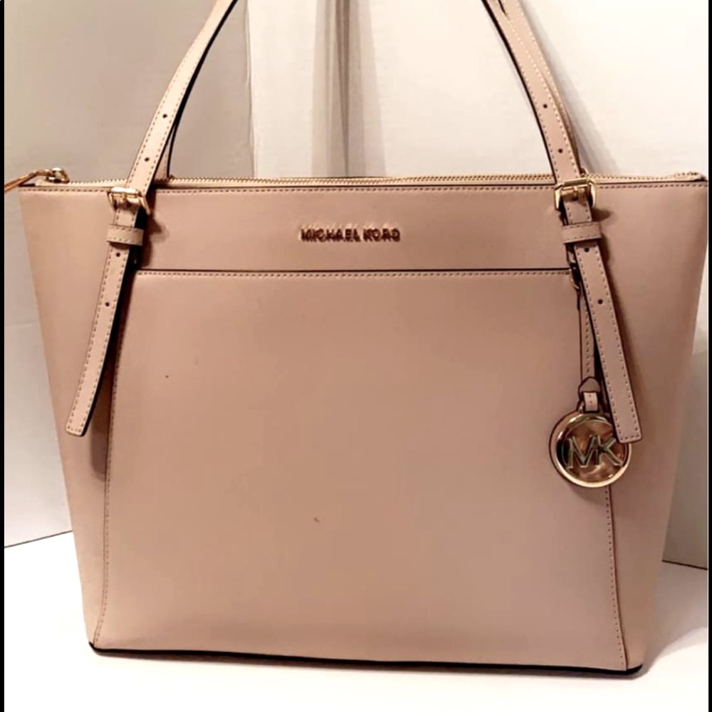 Authentic Michael Kors tote purse - Picture 1 of 1
